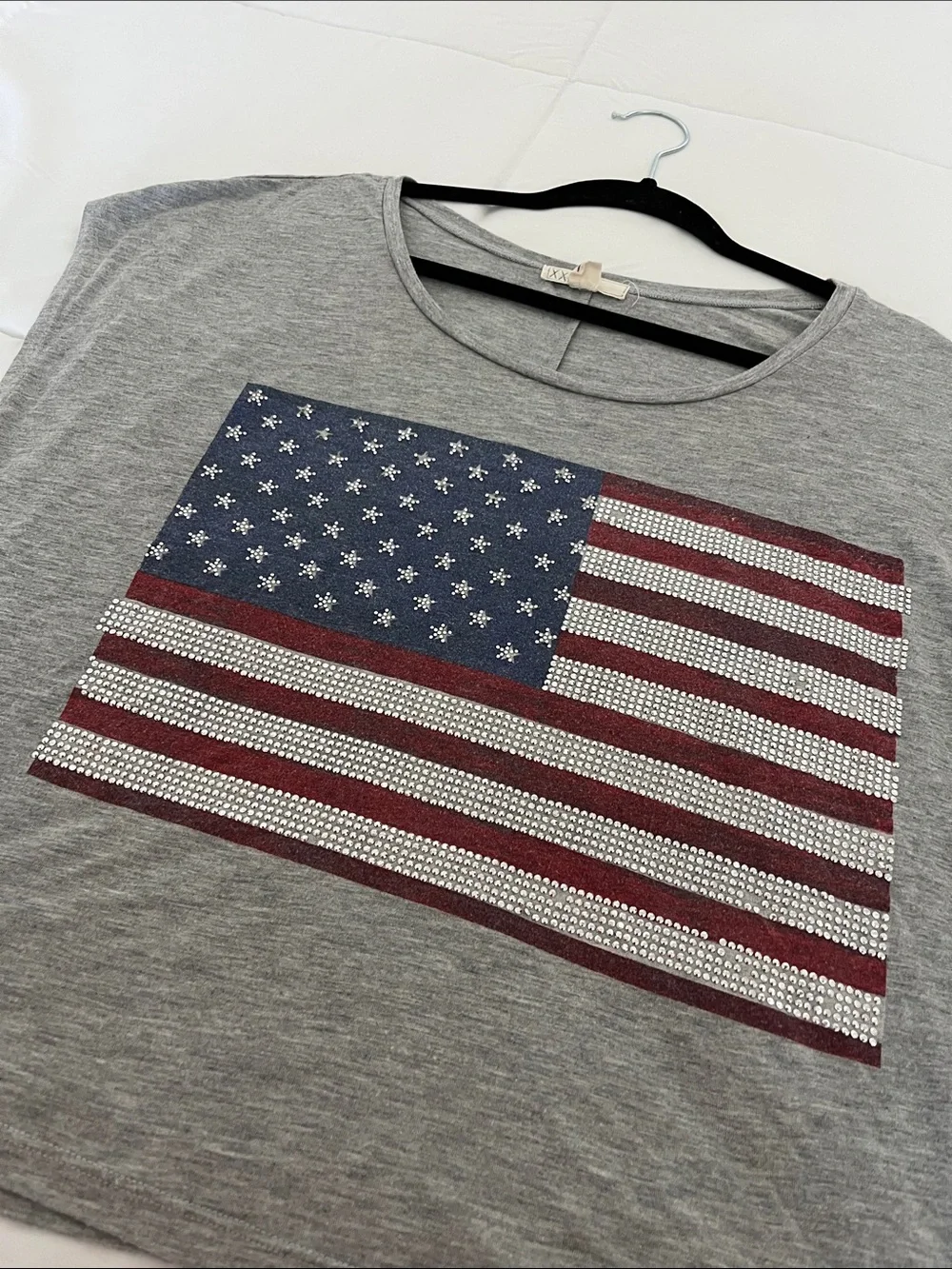 Forever 21 Gray Short Sleeve Tee with Rhinestone American Flag